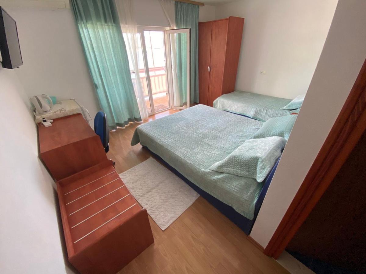 Aparthotel Lilac Trogir