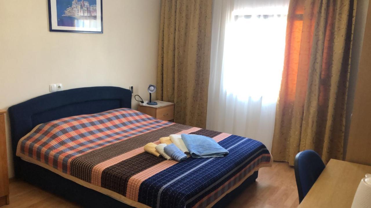 Aparthotel Lilac Trogir